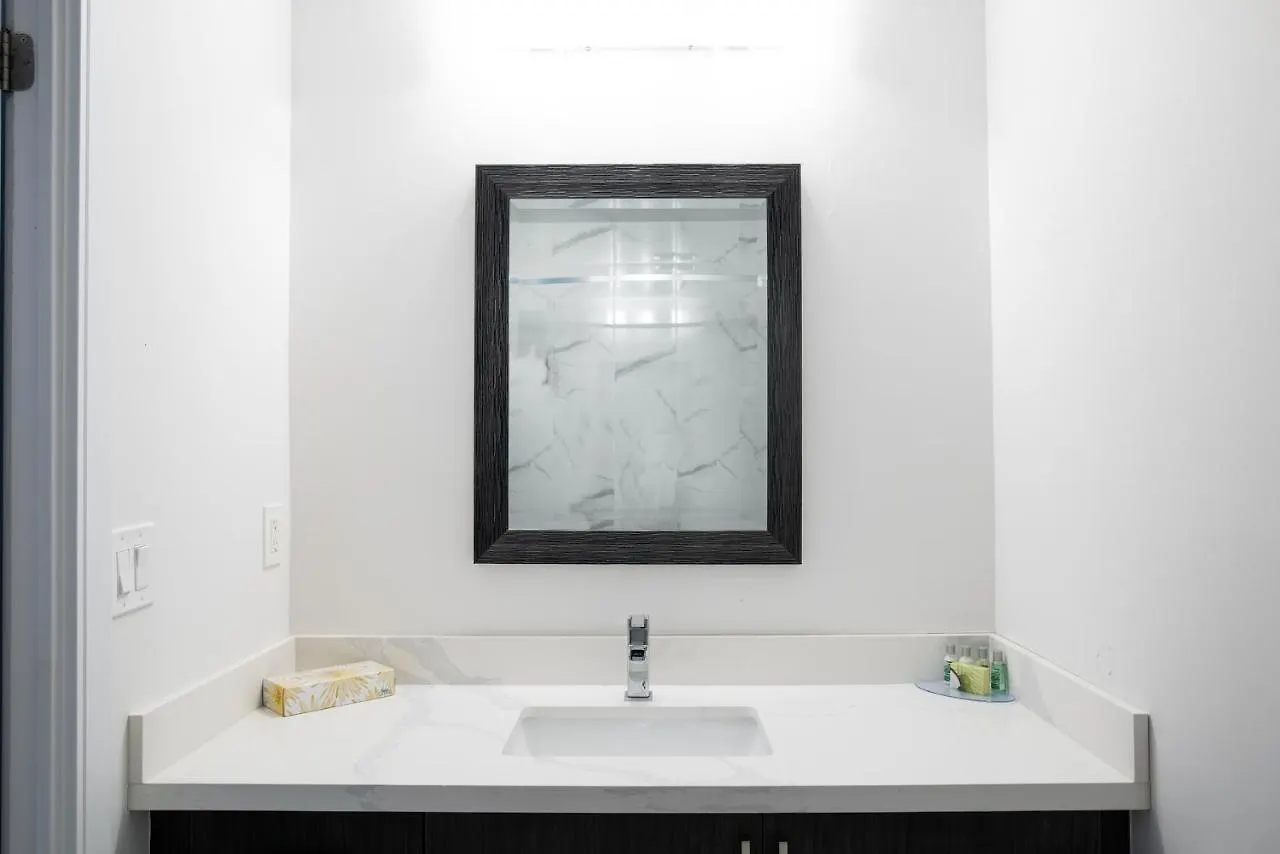 The Rosemont Residences Toronto 0*,  Kanada