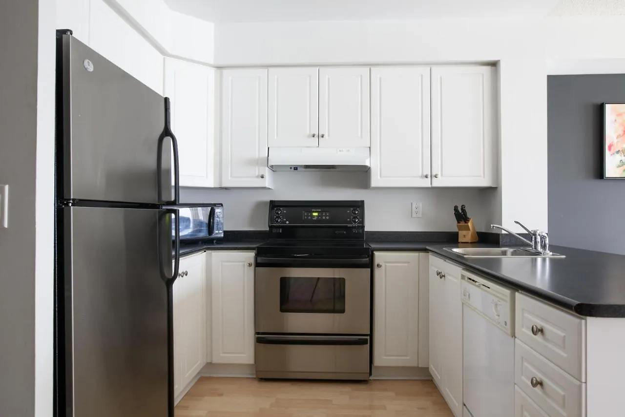 Apartment The Rosemont Residences Toronto