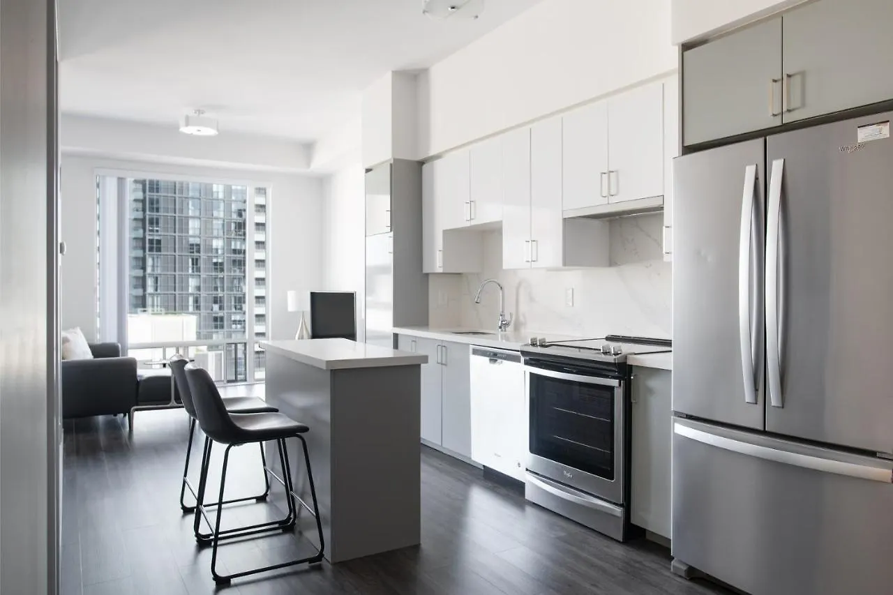 Apartment The Rosemont Residences Toronto